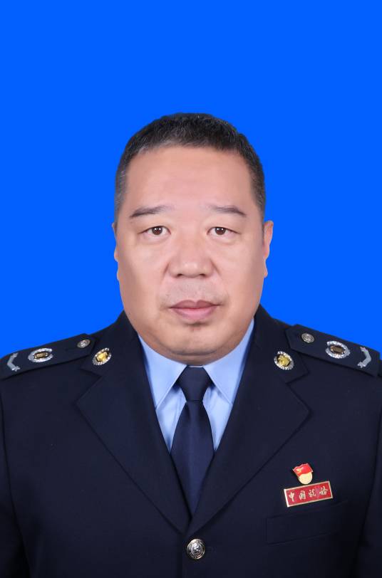 扎西平措(国家税务总局西藏自治区税务局党委委员、副局长)