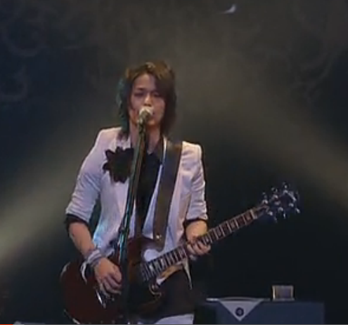 樱花雨(AKIHIDE演唱歌曲)