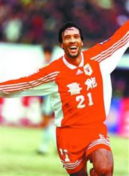 路易斯·罗梅罗(1968年出生的乌拉圭足球运动员)