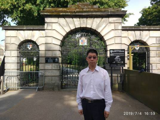 李罡(北京市委党校教授)