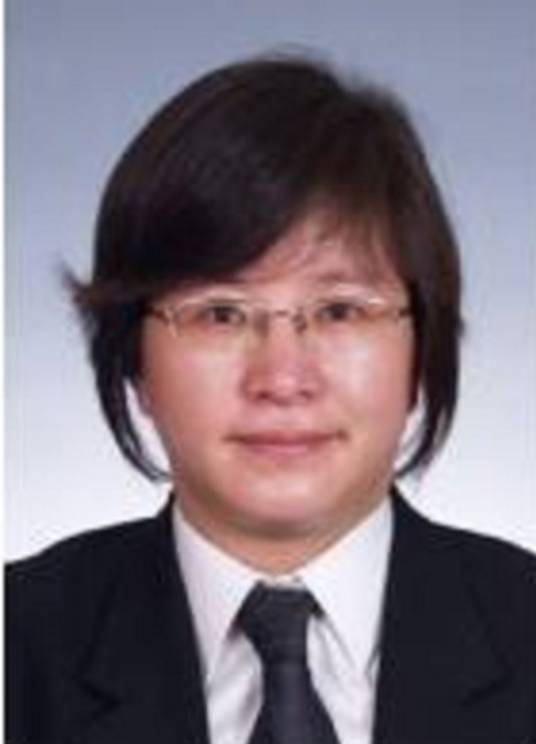 张姗姗(上海海事法院海事审判庭审判长)