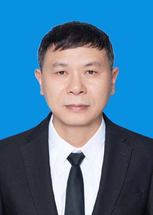 卢新华（珠海市医疗保障局三级调研员）