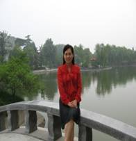 黄丽(信阳农林学院外语系副主任)