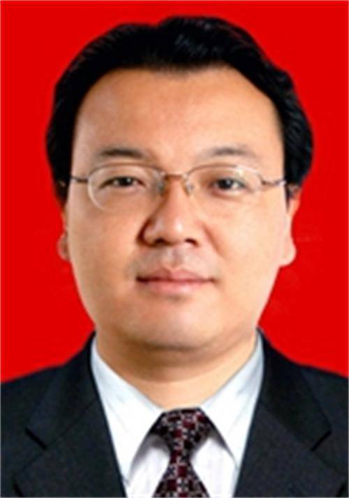 李耕(陕西省汉中市西乡县委原副书记、县长)