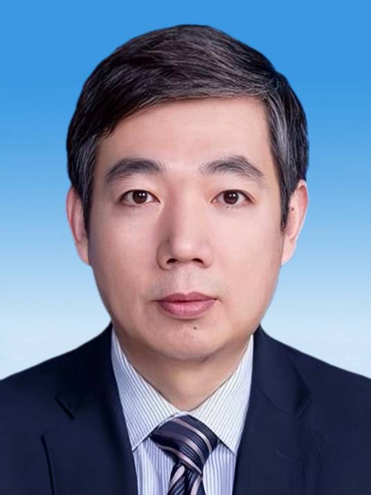 郭磊（天津轨道交通集团有限公司董事、总经理）