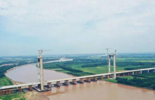 黄河特大桥(呼准鄂铁路桥)