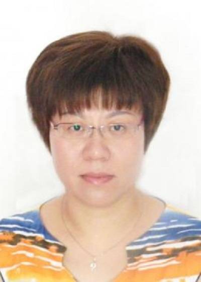 叶云(景德镇高等专科学校办公室主任)