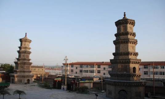 冠山天宁寺双塔