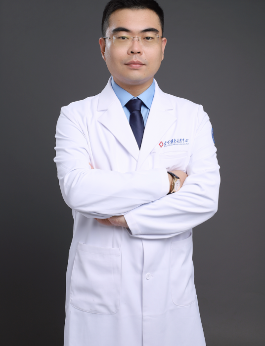 钱宁（北京八大处整形医疗门诊部执业医师）