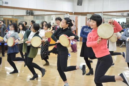 跳鼓舞(福建省厦门市传统舞蹈)