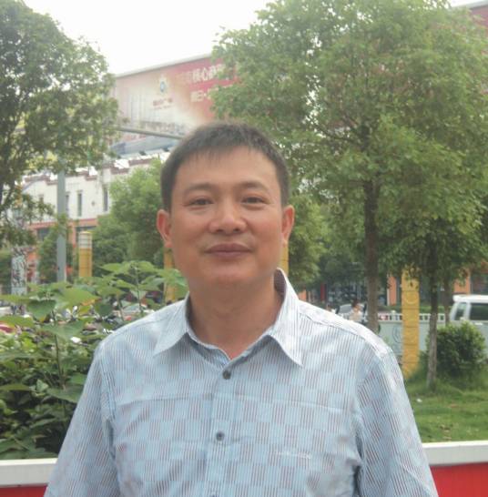 欧阳锋(江西省陶瓷艺术大师)