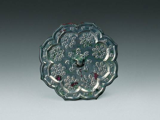 菱花镜(古代铜镜名)