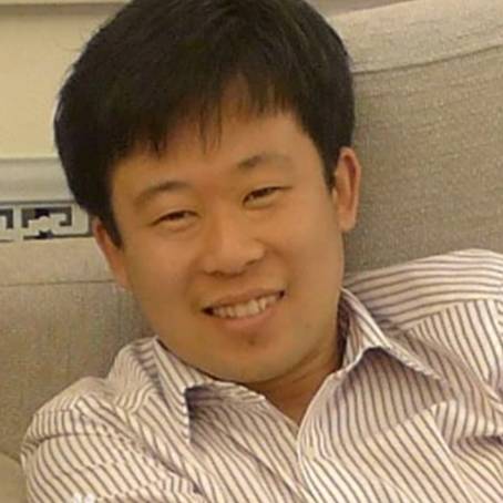 李卓(鲁迅美术学院油画系教师)