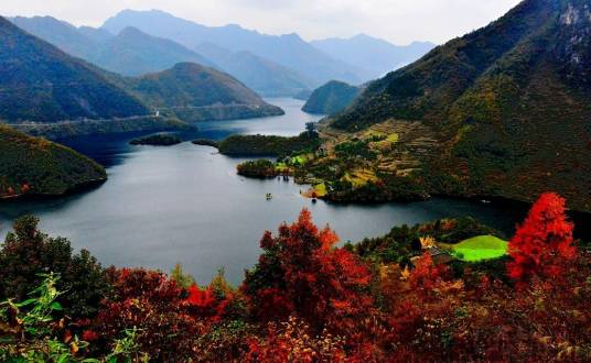 万盛白龙湖风景区