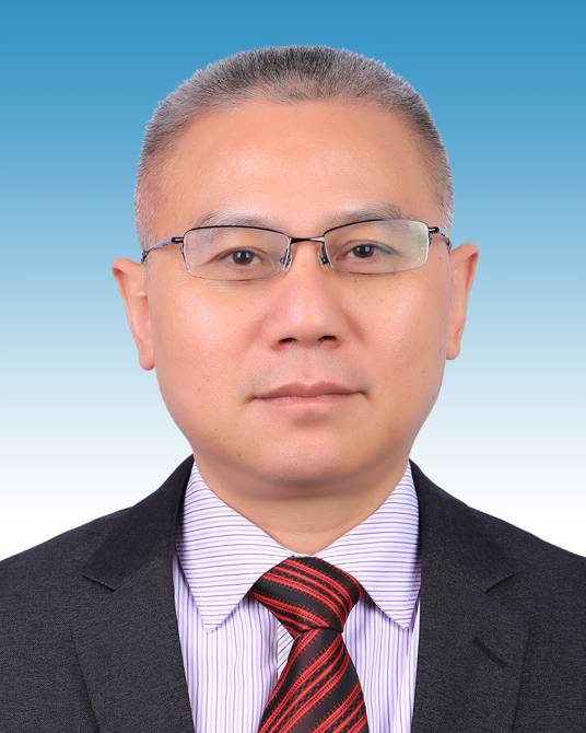 孙艳峰（江西省景德镇市人大常委会副主任，市总工会党组书记、主席）