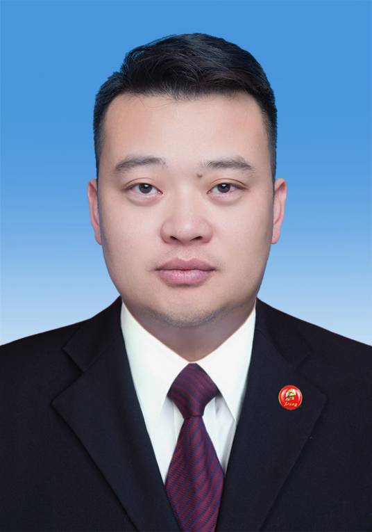 王梁(湖南省韶山市人民政府党组成员、副市长、公安局局长)