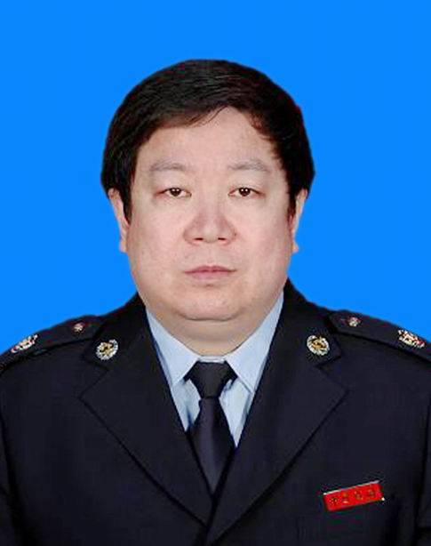 李巍（国家税务总局郑州市税务局党委委员、副局长）