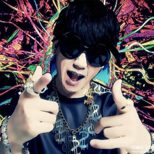 好想谈恋爱（王绎龙演唱歌曲）