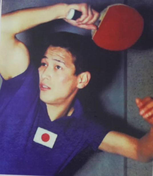 长谷川信彦（日本乒乓球运动员）