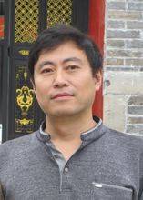 申江（昆明学院教授）