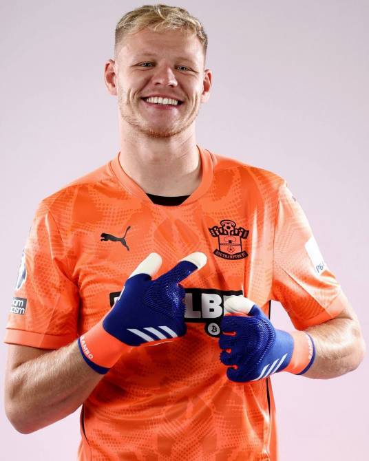 阿龙·拉姆斯代尔