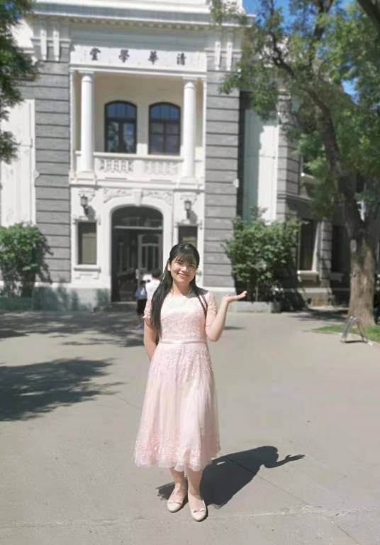 吴晶晶(中国农工民主党第十七届中央文化体育艺术专委会副秘书长)