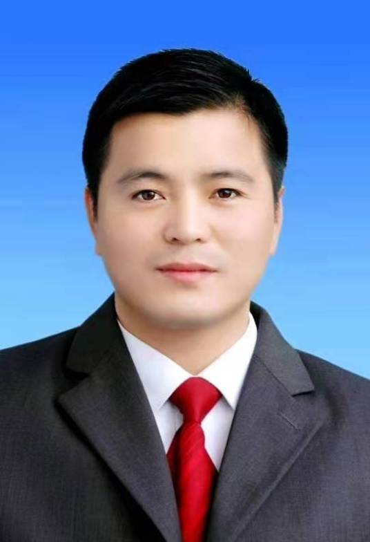 吴海龙（温州市苍南县委办公室主任、三级调研员）