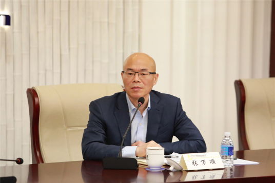 张万顺（保利地产董事、保利集团总经理、党委副书记、董事）