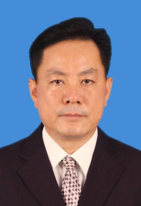 陈耀斌（广州市花都区委常委、区委政法委书记）