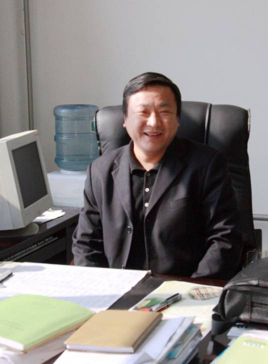 刘海宽(内蒙古清水河县商业总公司经理)