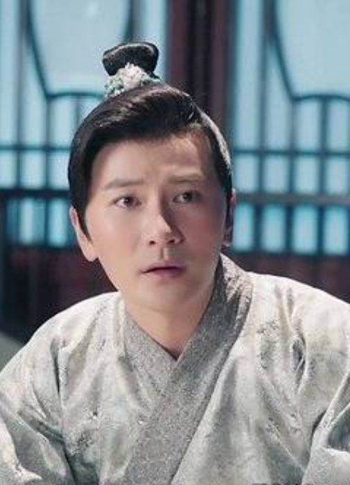 秦浩(古装玄幻电视剧《那片星空那片海2》中的男配角)