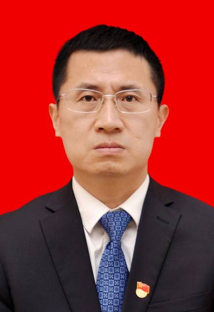 李纬（天津滨海高新区党委常委、管委会副主任）