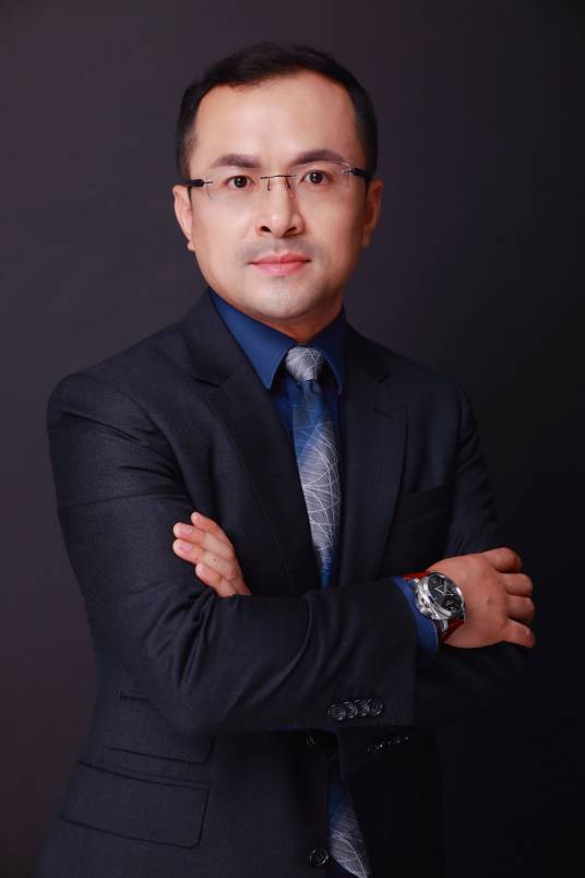 姚杰(北大深研科技董事长、未艾教育创始人兼CEO)