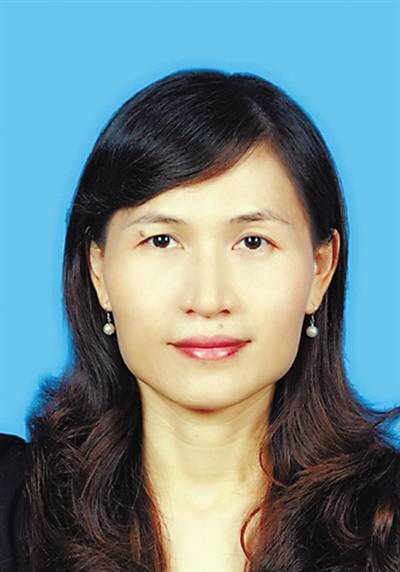 李小燕(珠海市司法局党组书记、局长)