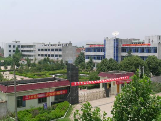 麻城市城东中学